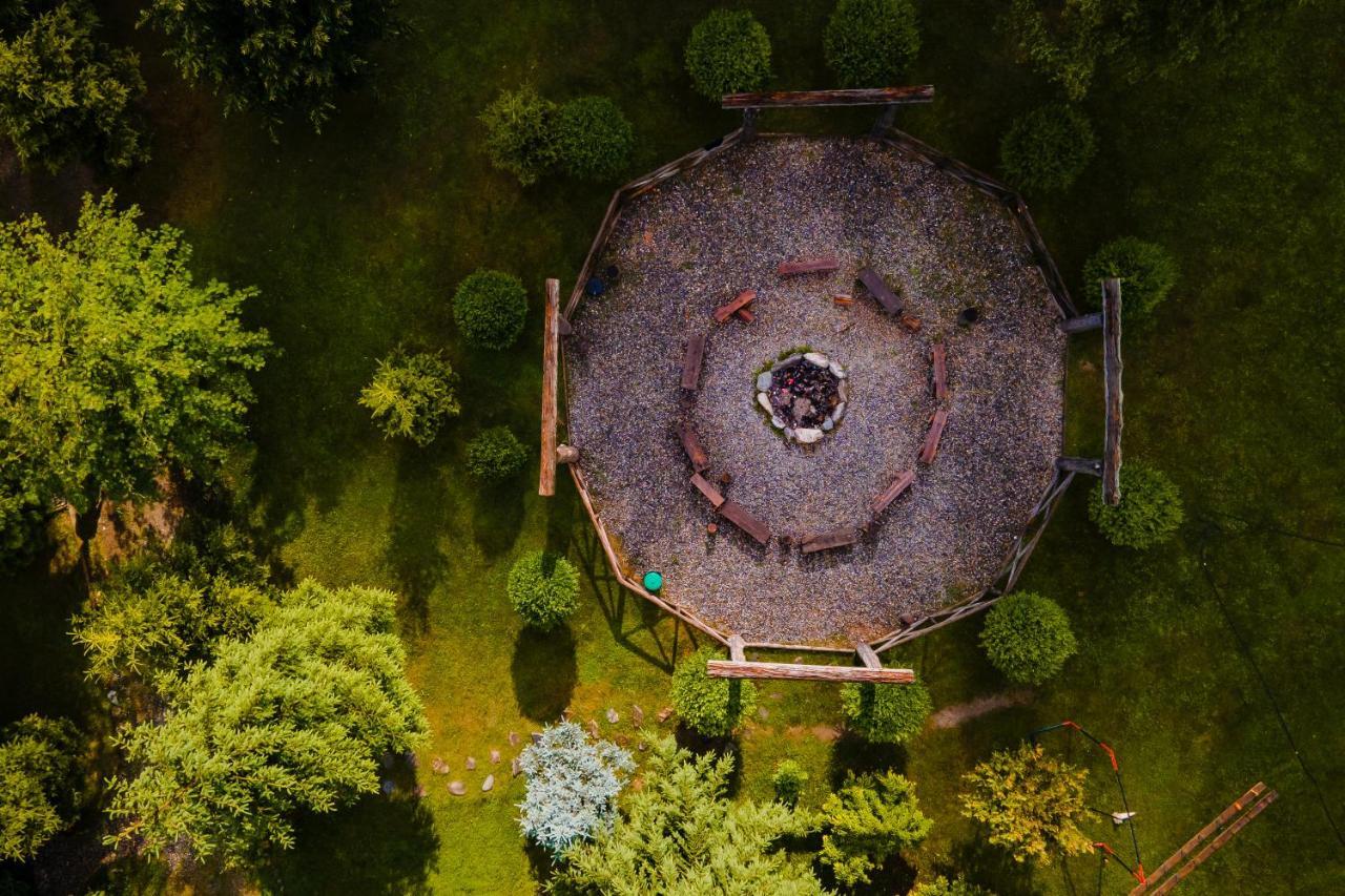 Fratii Jderi - Utopia Verde Brezoi Zewnętrze zdjęcie